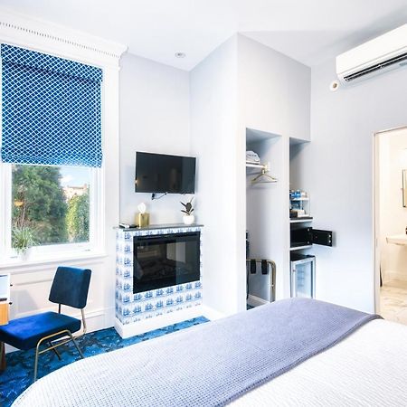 The Hudson Whaler Hotel Bagian luar foto