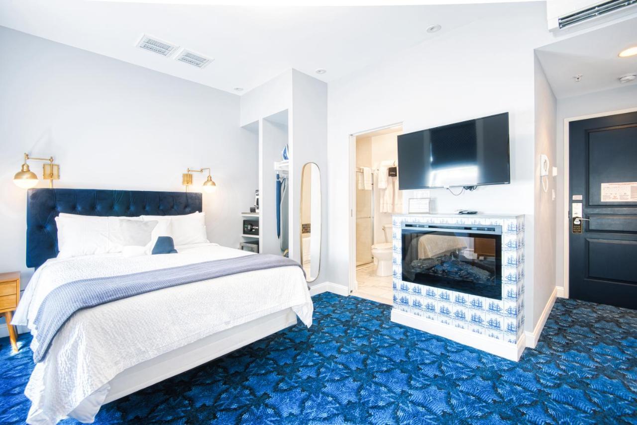 The Hudson Whaler Hotel Bagian luar foto