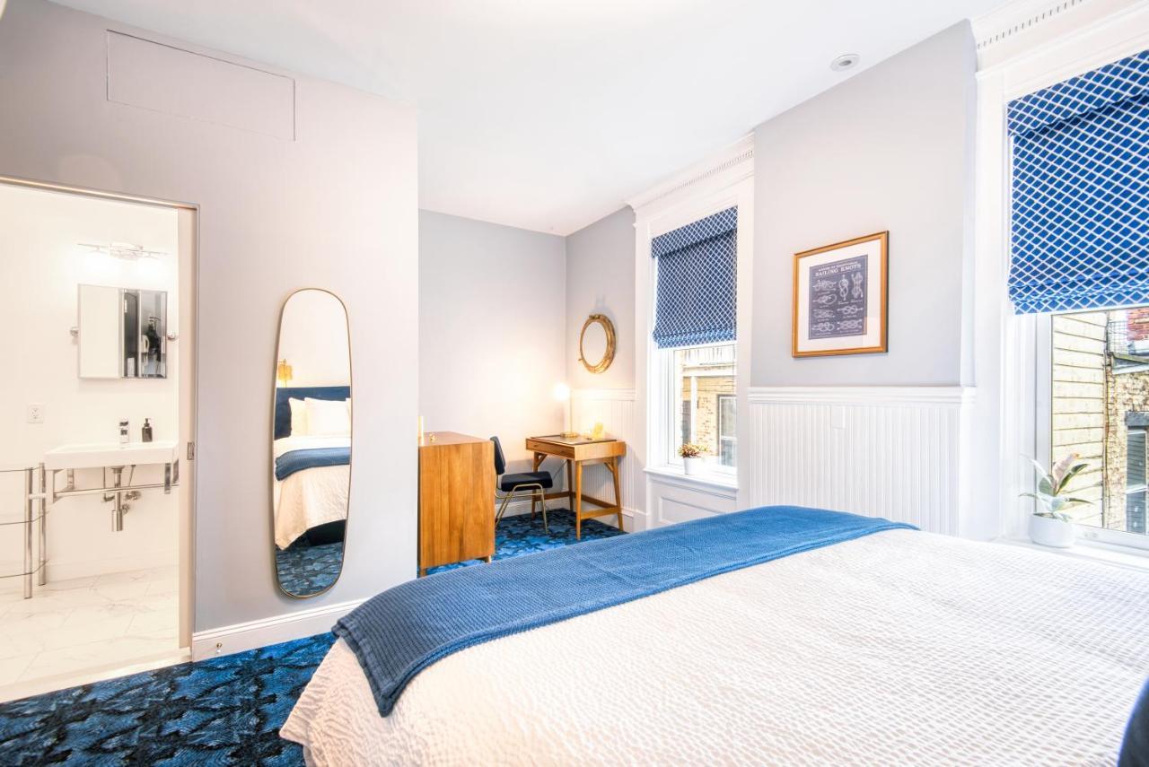 The Hudson Whaler Hotel Bagian luar foto