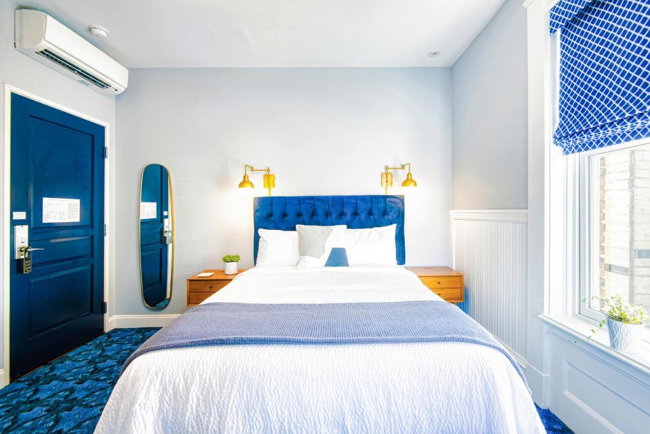 The Hudson Whaler Hotel Bagian luar foto