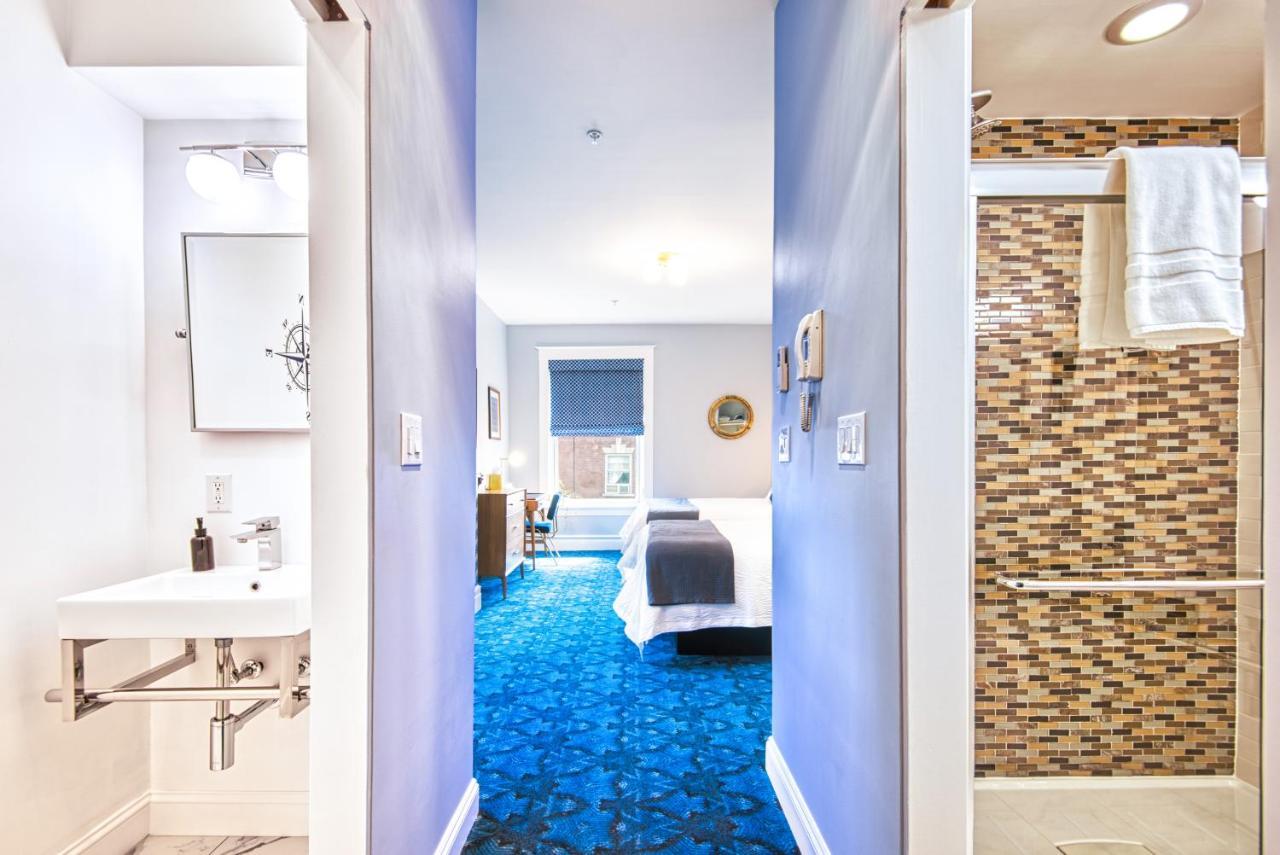 The Hudson Whaler Hotel Bagian luar foto