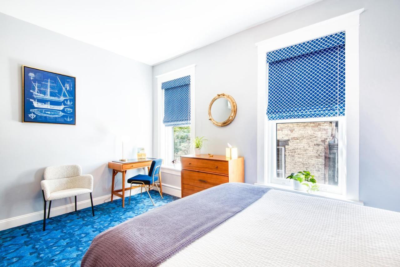 The Hudson Whaler Hotel Bagian luar foto