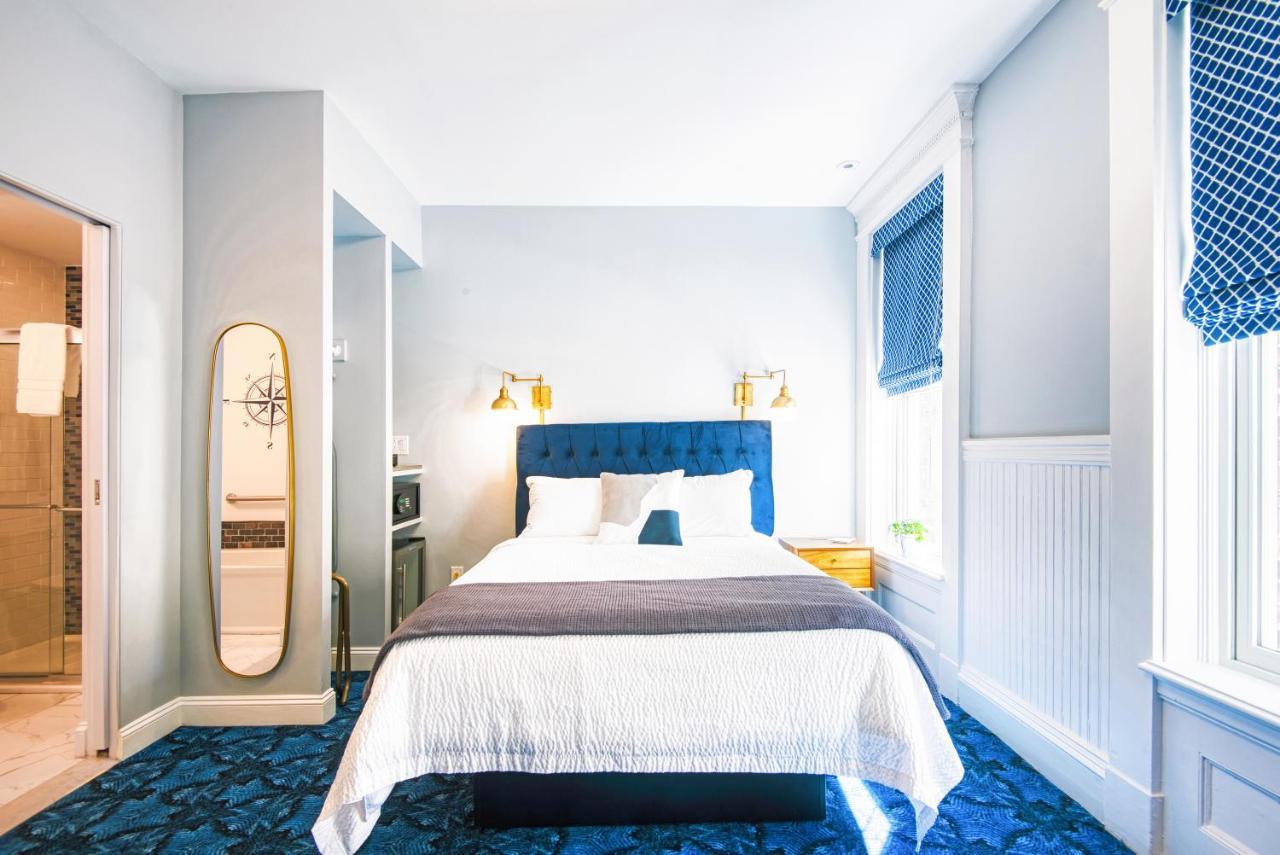 The Hudson Whaler Hotel Bagian luar foto