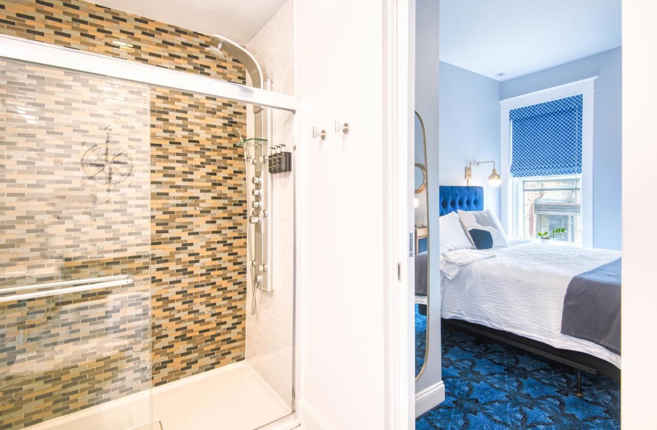 The Hudson Whaler Hotel Bagian luar foto