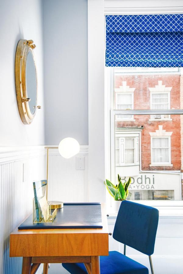 The Hudson Whaler Hotel Bagian luar foto