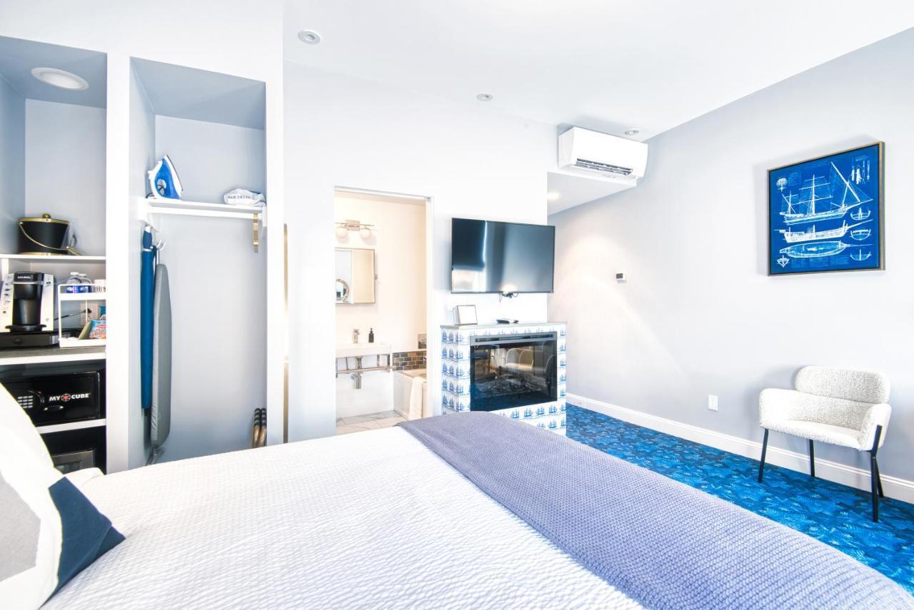 The Hudson Whaler Hotel Bagian luar foto