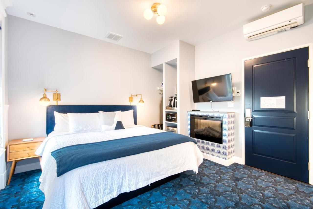 The Hudson Whaler Hotel Bagian luar foto