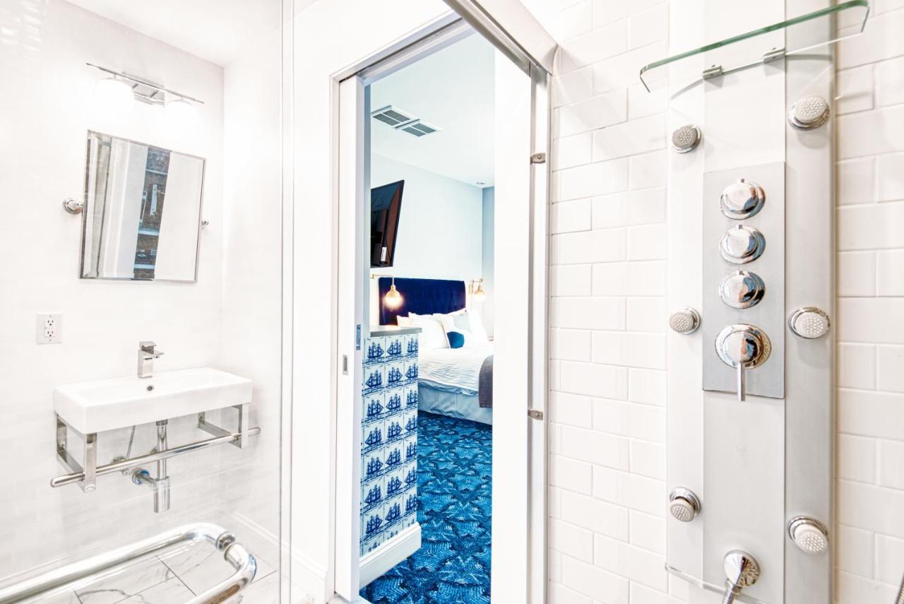 The Hudson Whaler Hotel Bagian luar foto